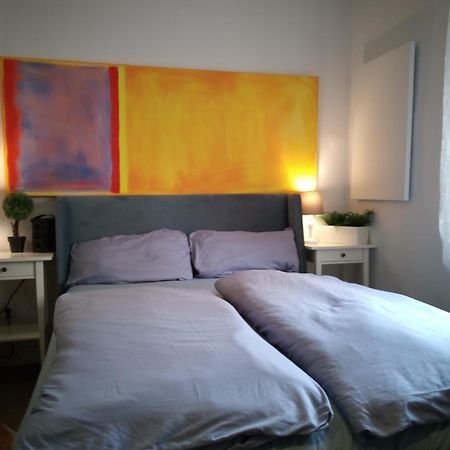 Gemuetliche 1 Zimmer Ferienwohnung Ludwigsburg Dış mekan fotoğraf